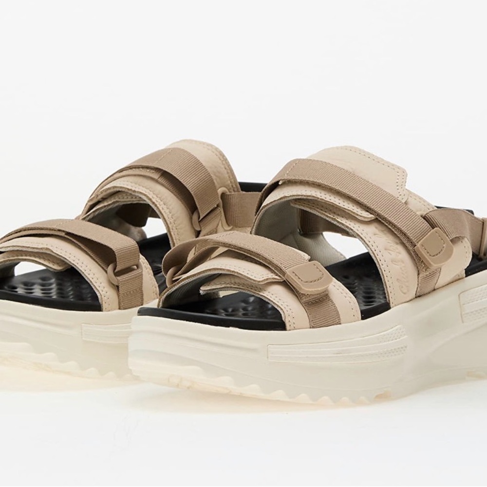 Converse Run Star Utility CX Sandal SIZE 7